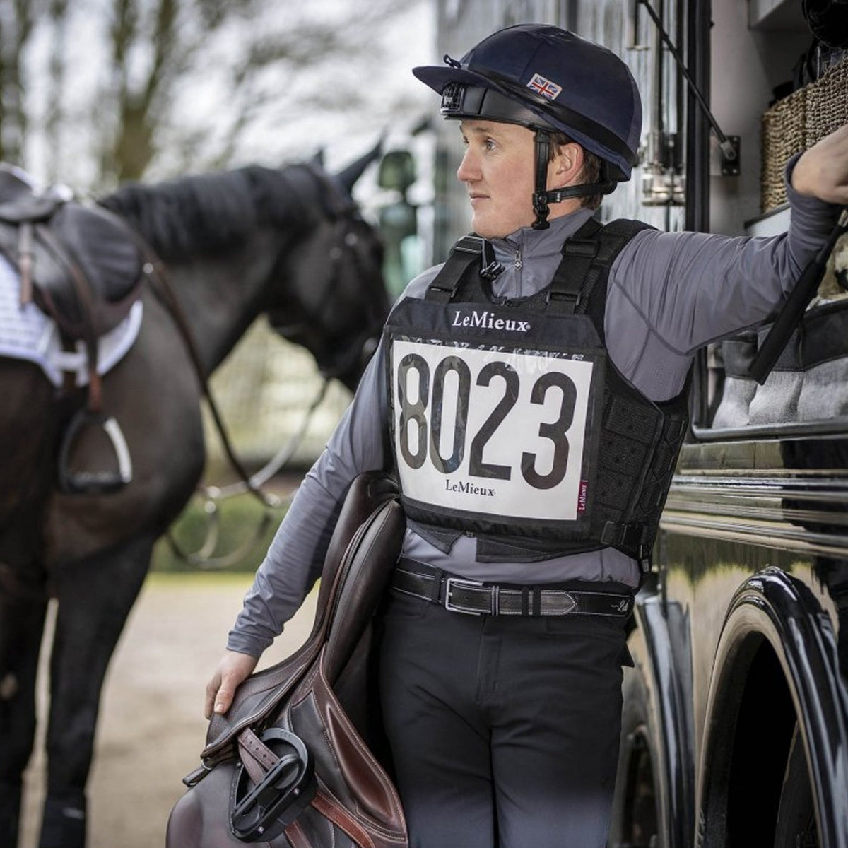 LeMieux Eventing Number Bib Black