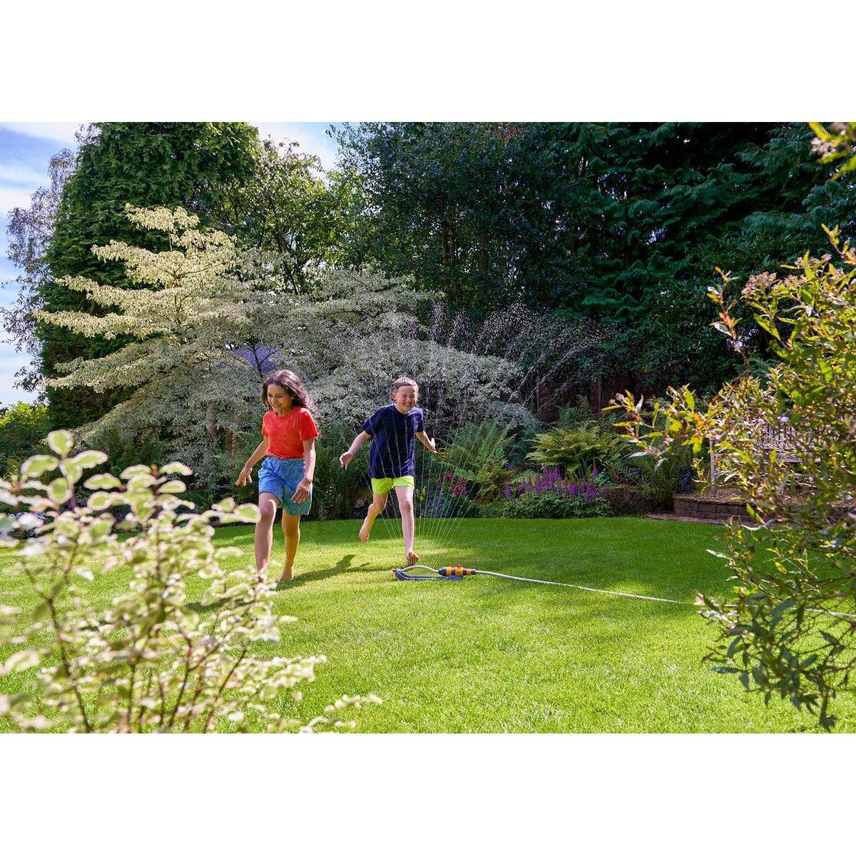 Hozelock Rectangular Sprinkler Plus 220M
