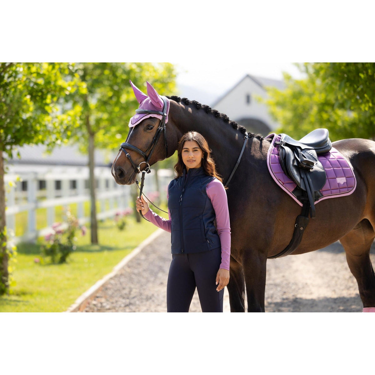 LeMieux Loire Classic Close Contact Square