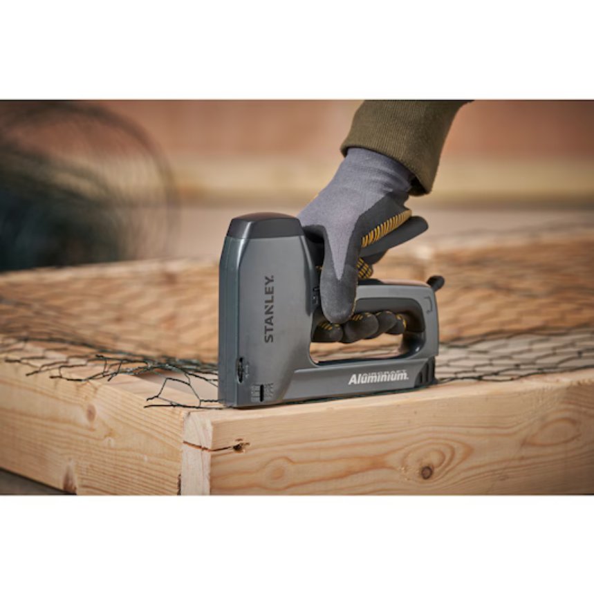 Stanley Heavy-Duty Aluminium Staple and Brad Nail Gun