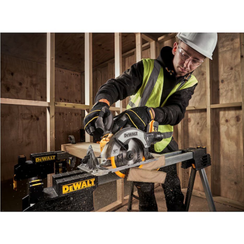 DeWalt 18V XR 165mm Circular Saw - Bare Unit