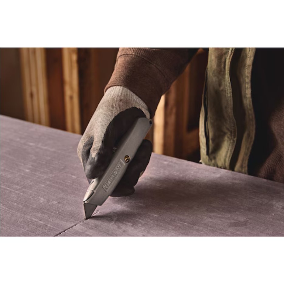 Stanley Classic Retractable Blade Utility Knife