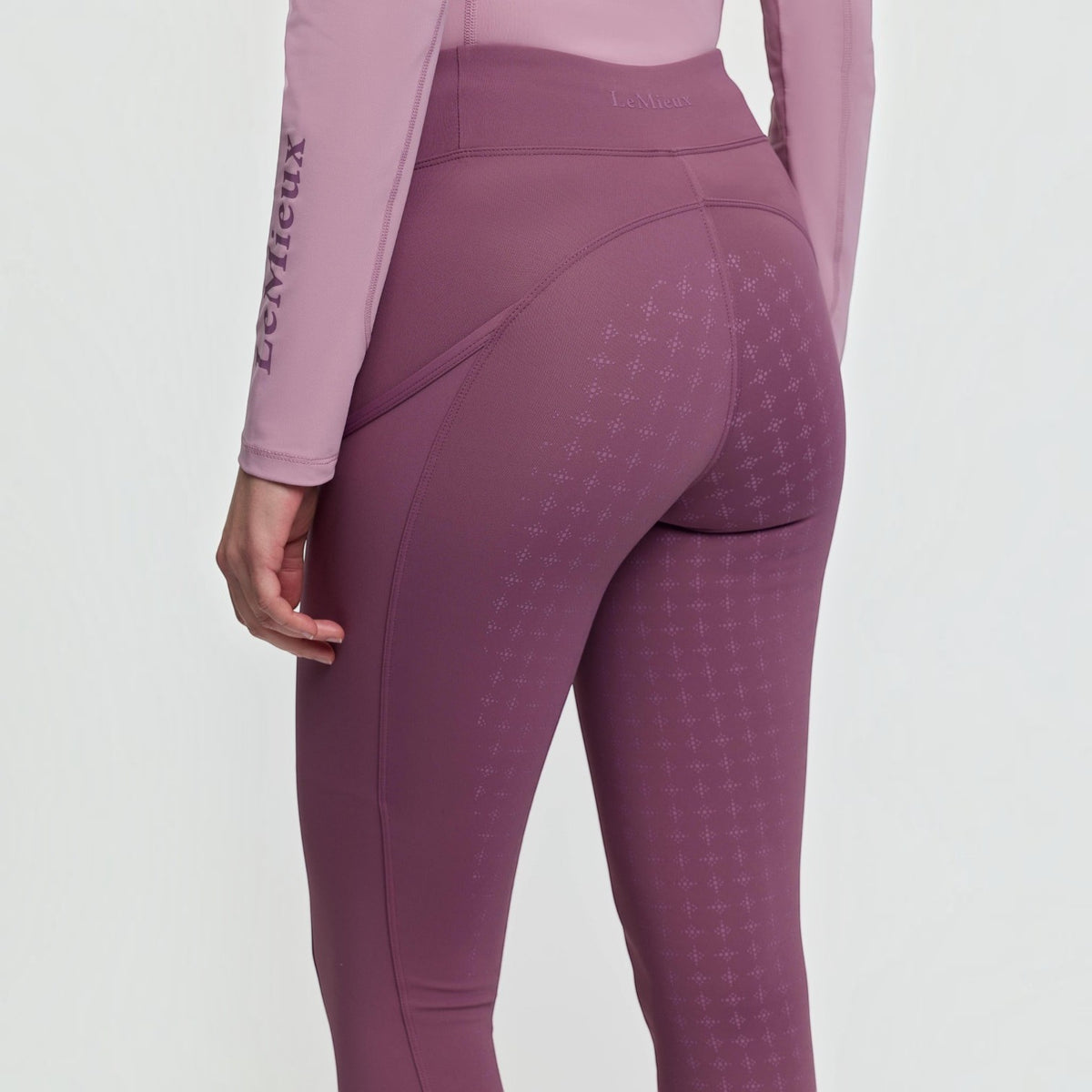 BATA LTD LeMieux Naomi pull-on breeches in plum with silicone seat grip and elasticated waistband